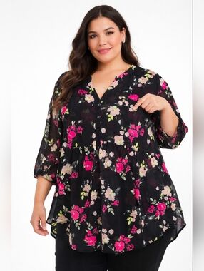 Torrid Black Floral Hi-lo Tunic Top with Pink Blooms Size 2